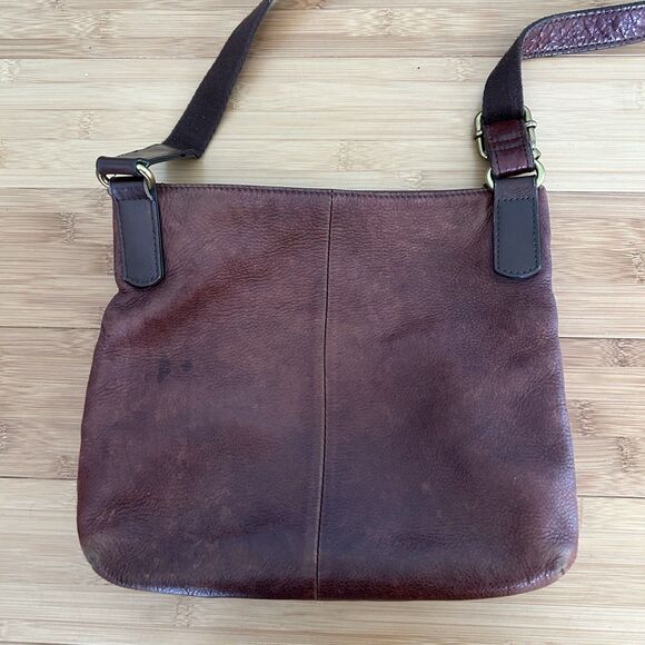 Fossil Brown Genuine Leather Crossbody Bag Purse - Picture 4 of 15